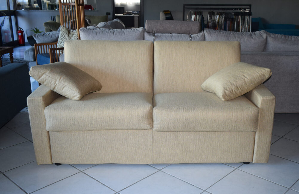 Divano letto giallo